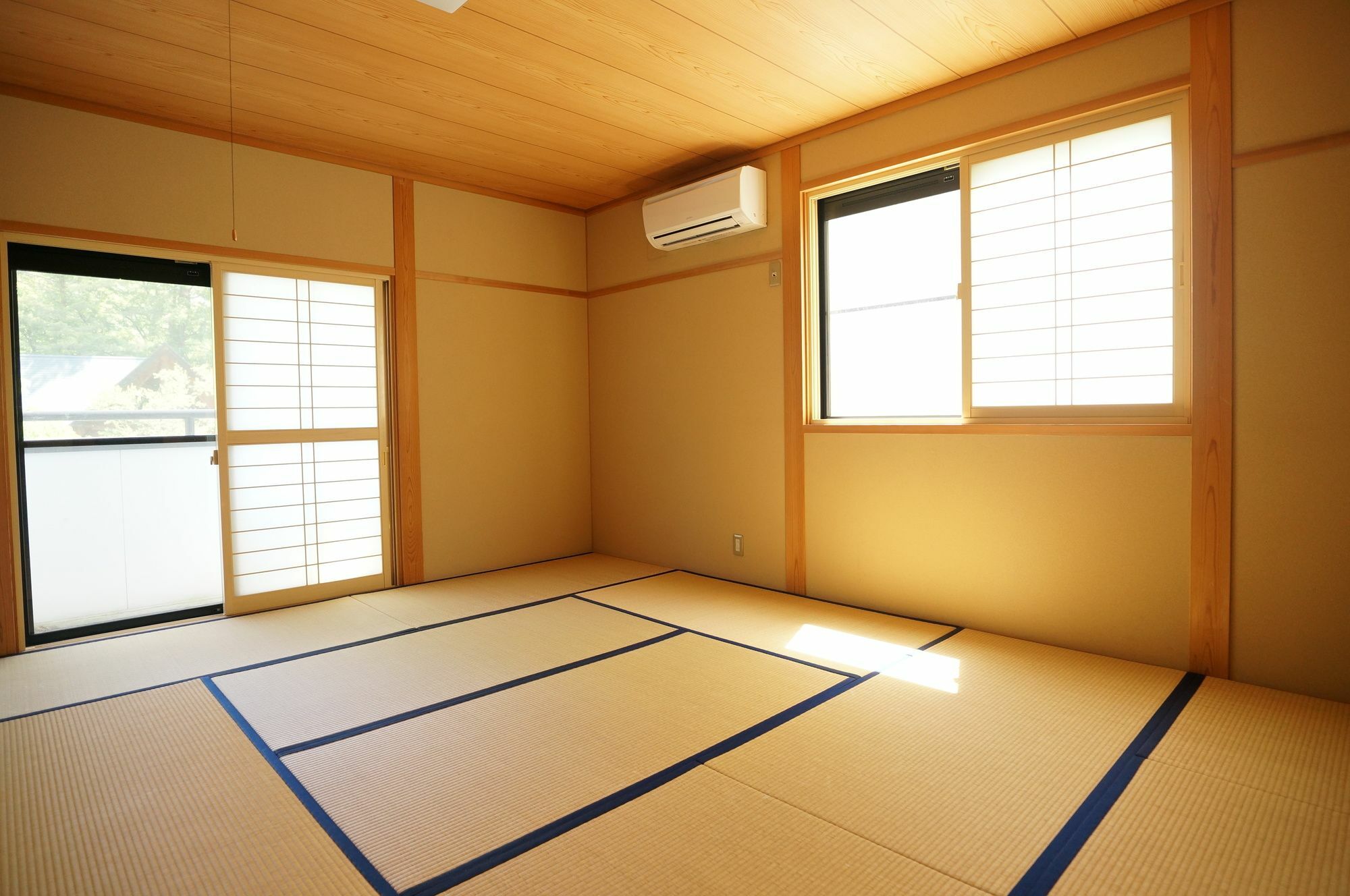 白马加拿大山林小屋 度假居 白马村
